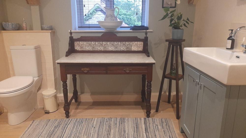 Cotswold Cottage Bed & Breakfast