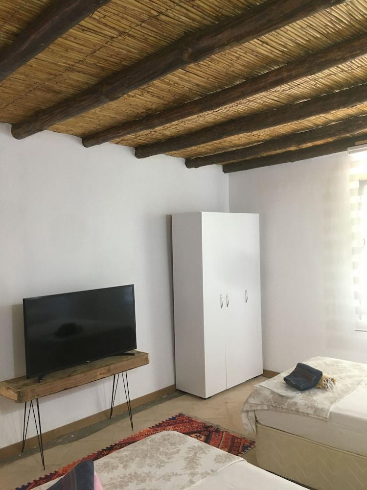 Kapı46 Hostel Pub&Kitchen