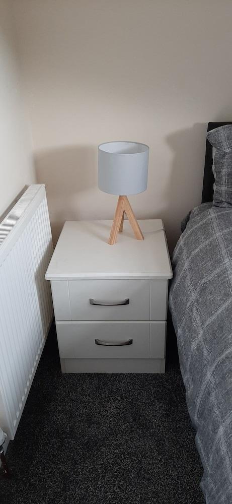 Impeccable 4-bed House in Barnsley