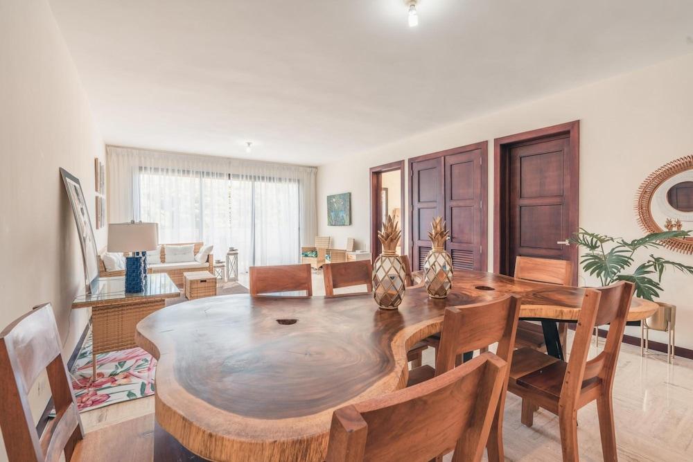 Apartment w 2BR Close to the Beach at Portillo X