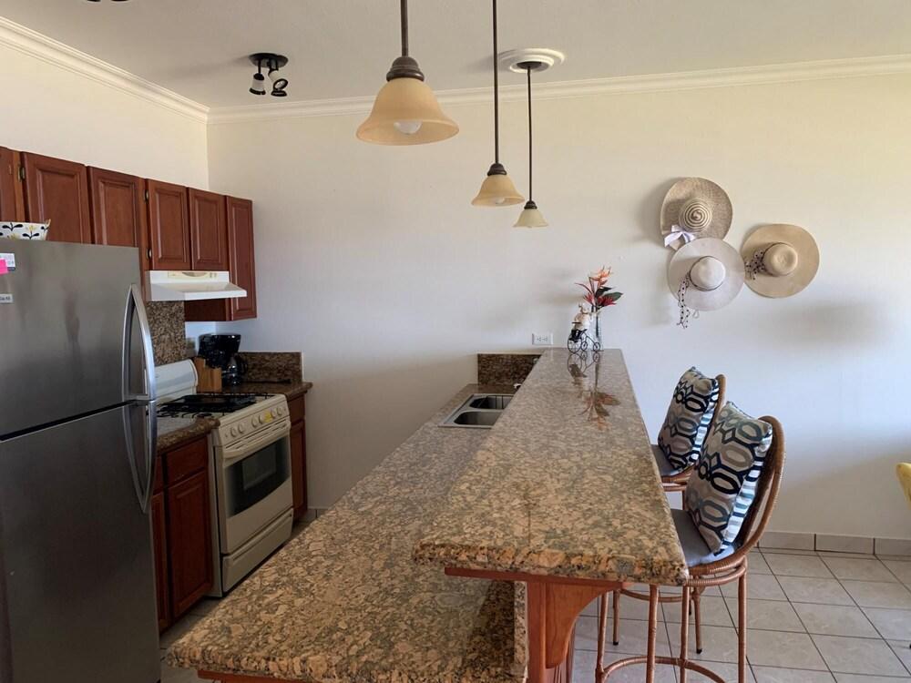 Playa Potrero Nice Comfortable Beach Front Condo - Pacific Beach 4