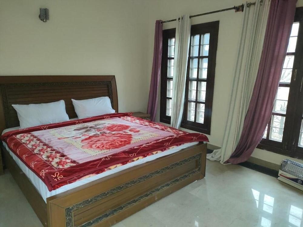 GB Lodging House Islamabad