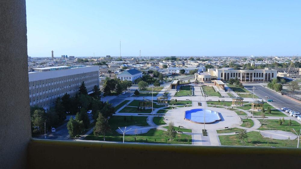 Grand Bukhara Hotel