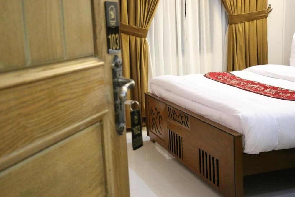 Paradise Palace Islamabad