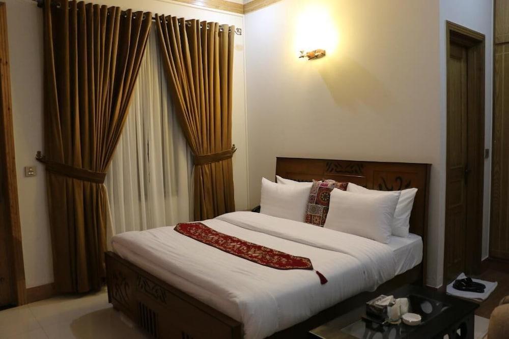 Paradise Palace Islamabad