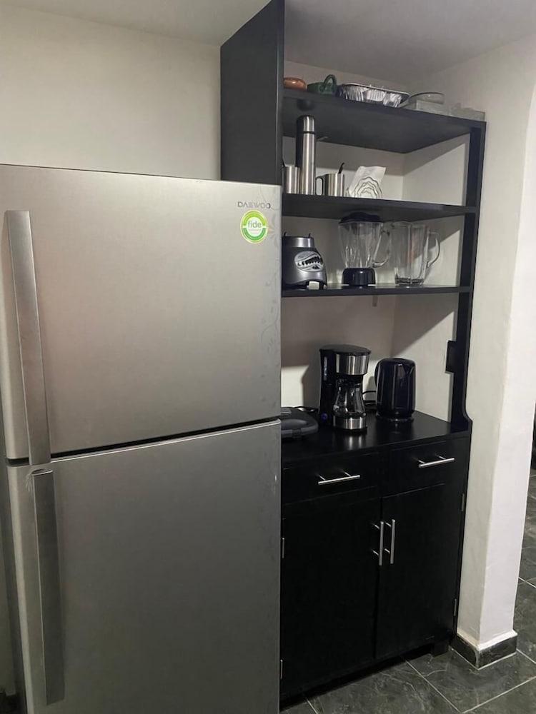 CONDO MANGOS  BY TRVL2HM