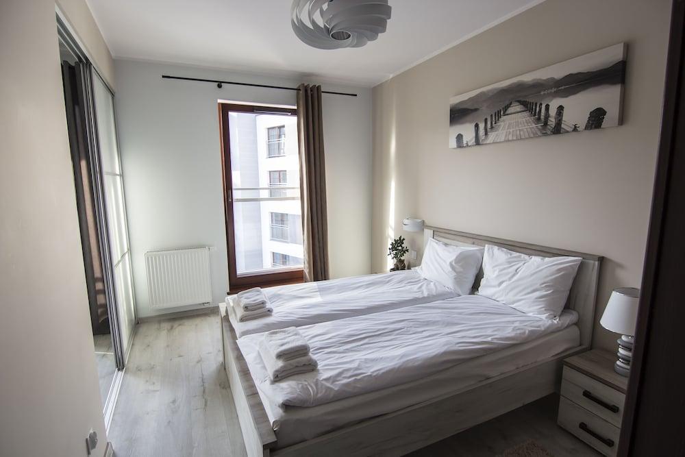 Flatbook City Center SPA Apartments