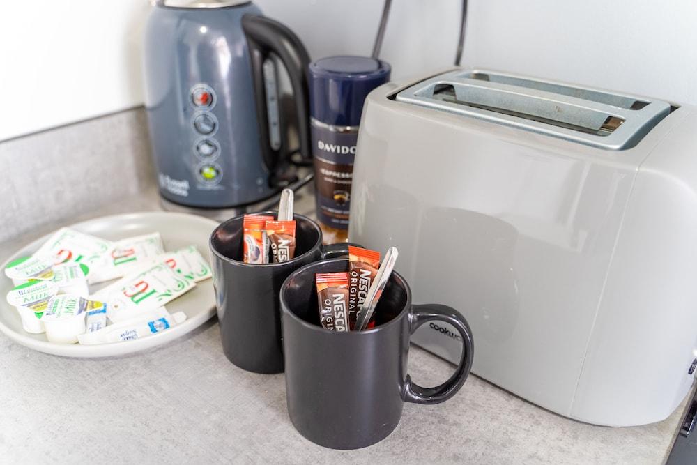 Spacious 1-bed Studio in Birmingham