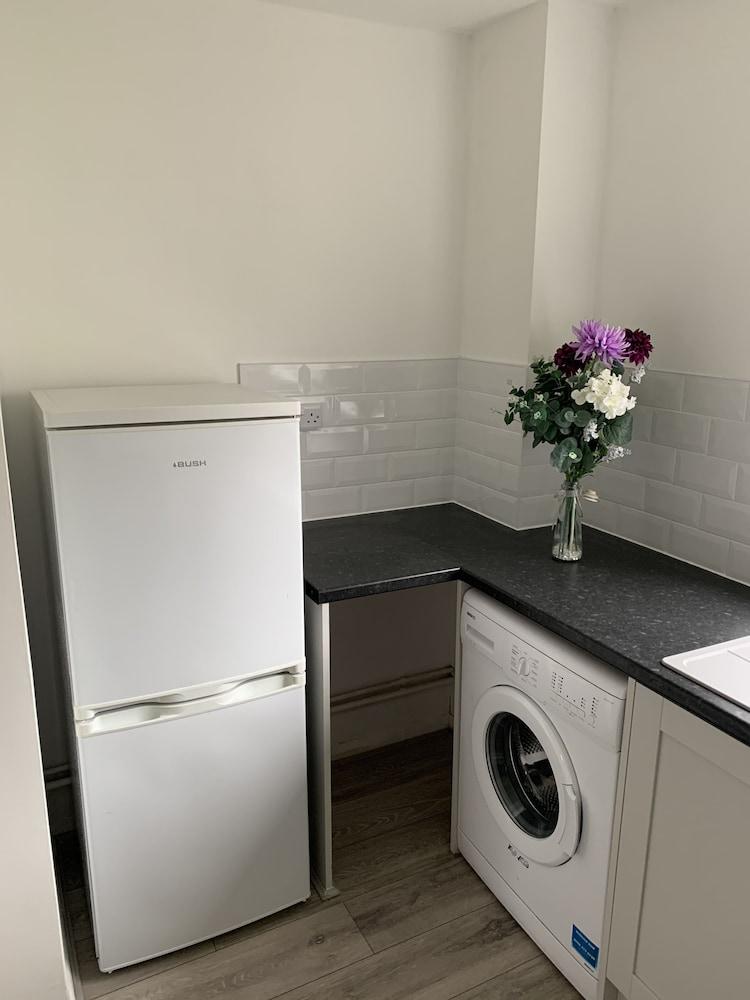 Impeccable 2-bed Apartment in Eastleigh