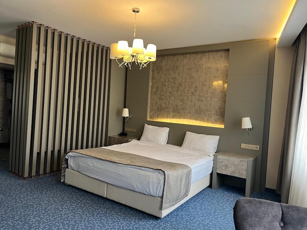 Acar Suite Hotel