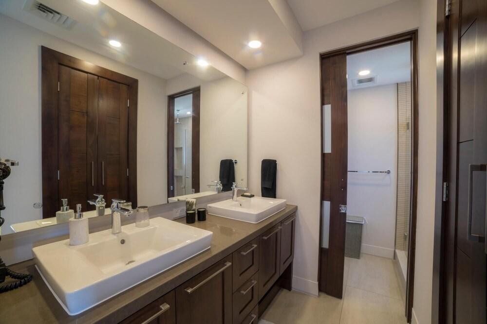 Miramar 4A - 3bdr 3bth Ocean View