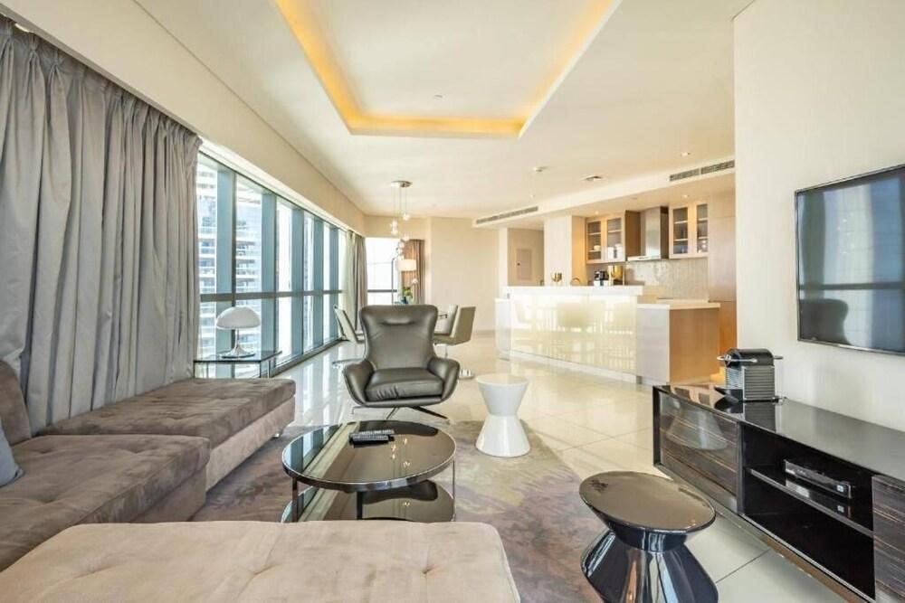 DAMAC Towers by Paramount Hotels & Resor