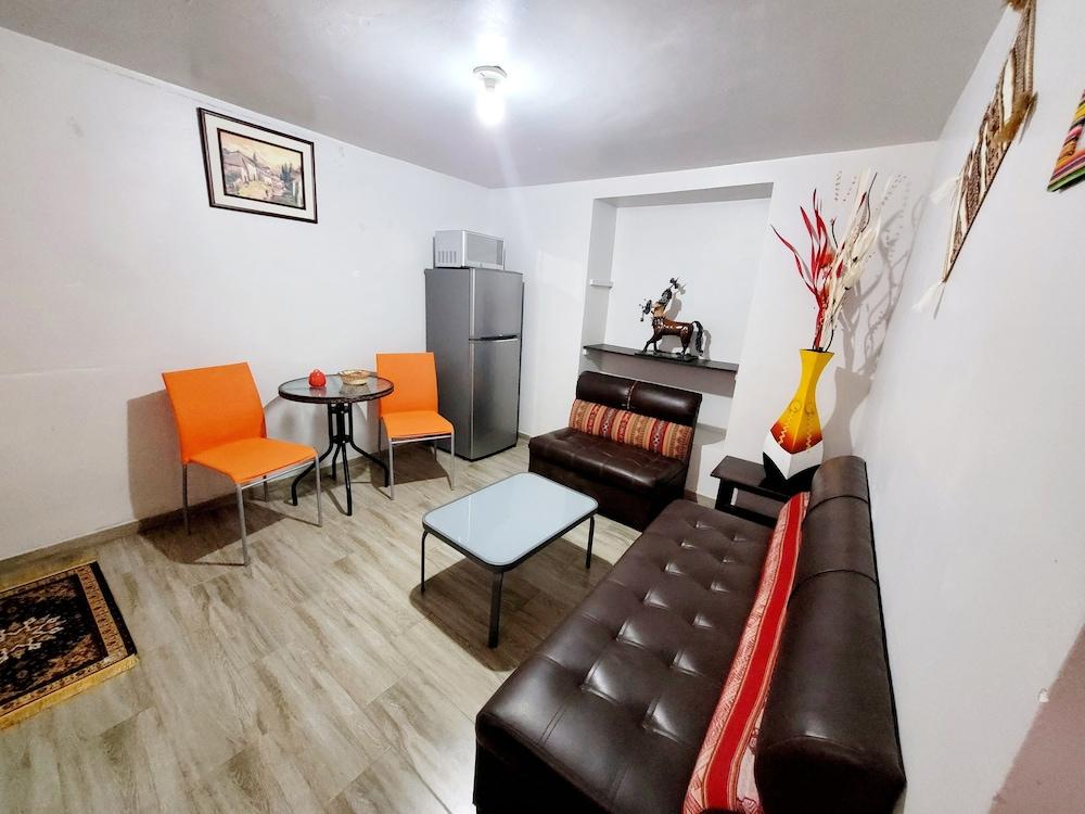 wayra house infancia