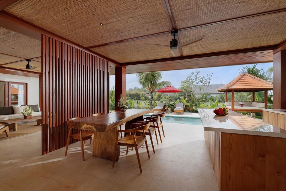 Villa Maya Pasut by Nakula