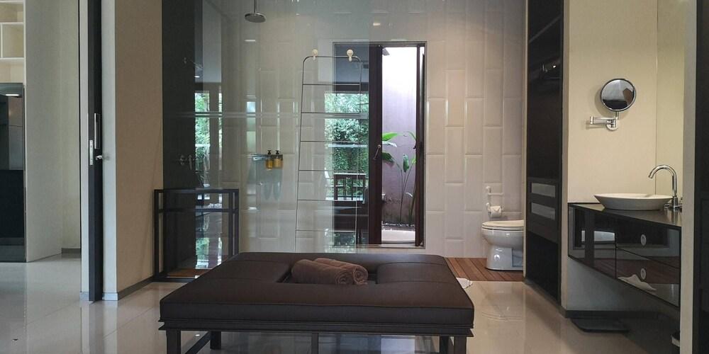 Honeymoon Exotic Villa