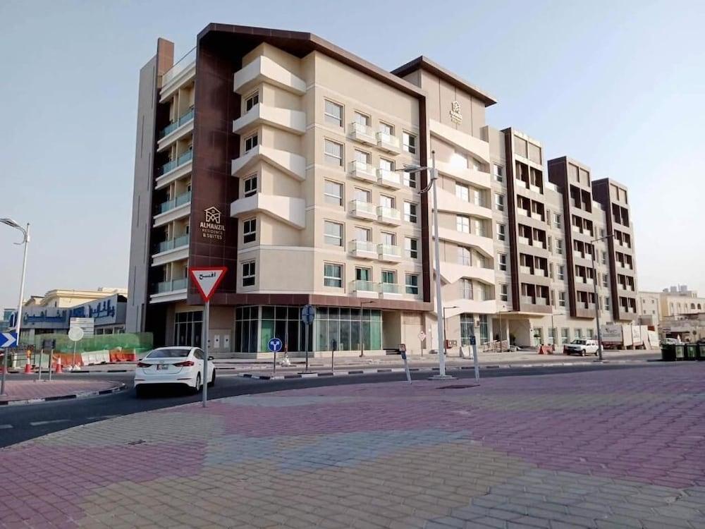 Al Manzil Residence & Suites