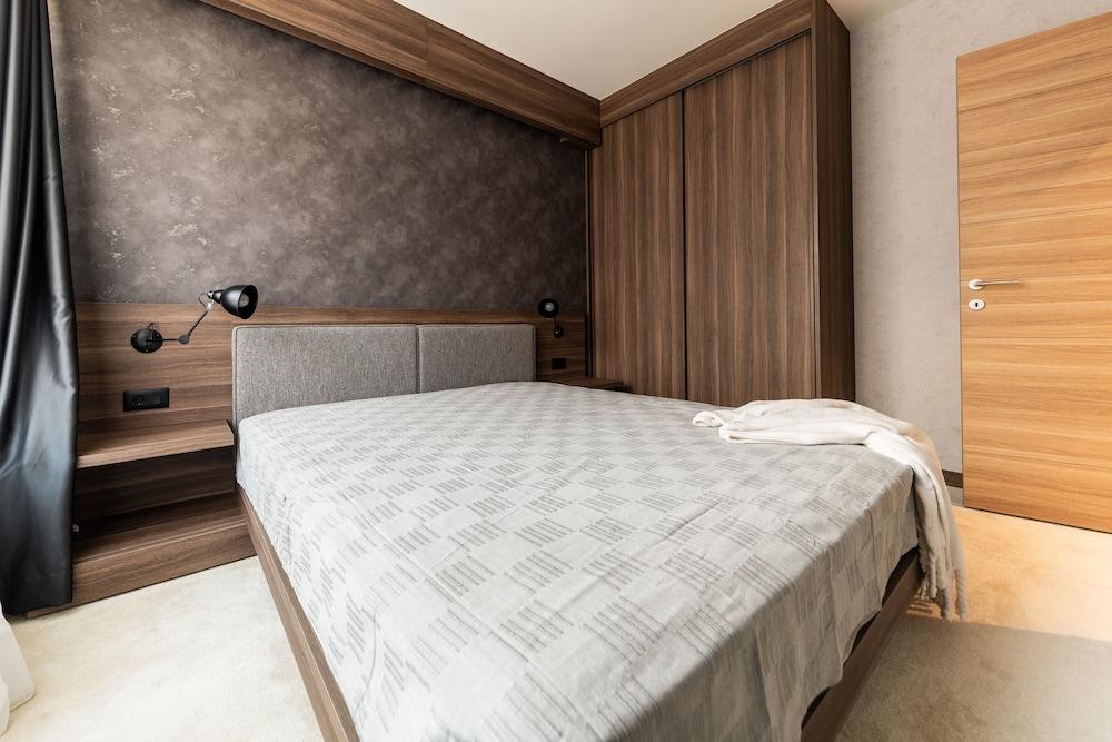 Aparthotel SPA Woodside by Anaya