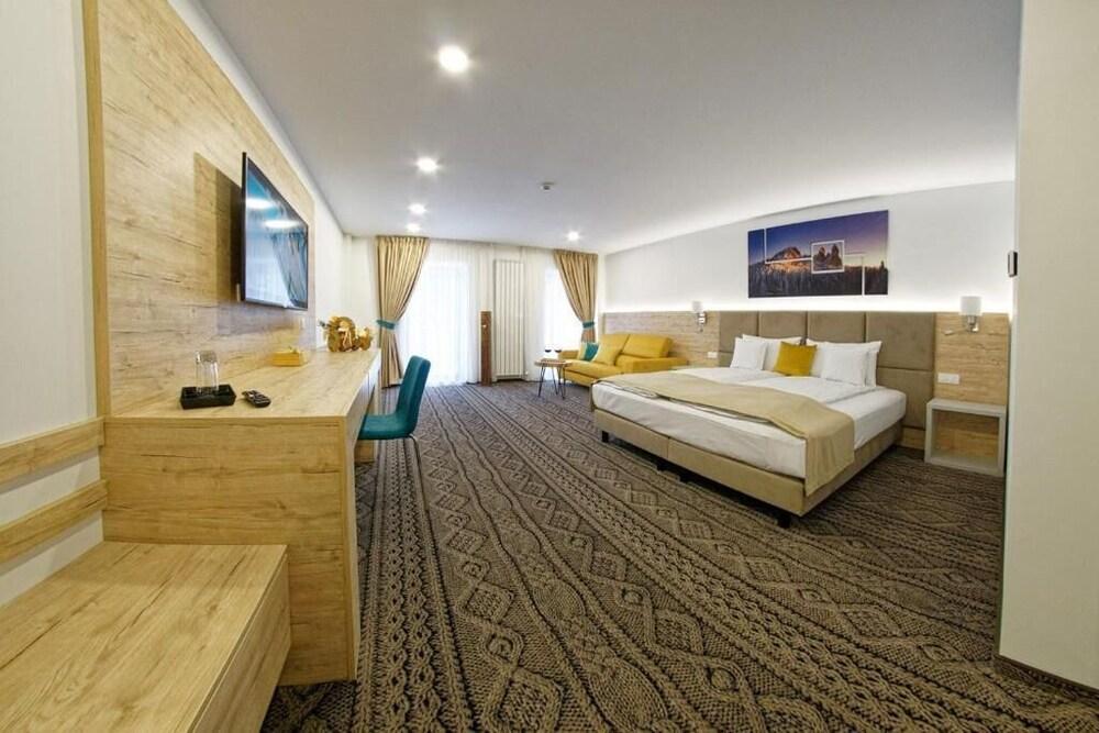 Aquarius Boutique Hotel