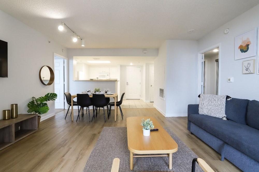 Cozy 2 Bedroom Condo Ballston