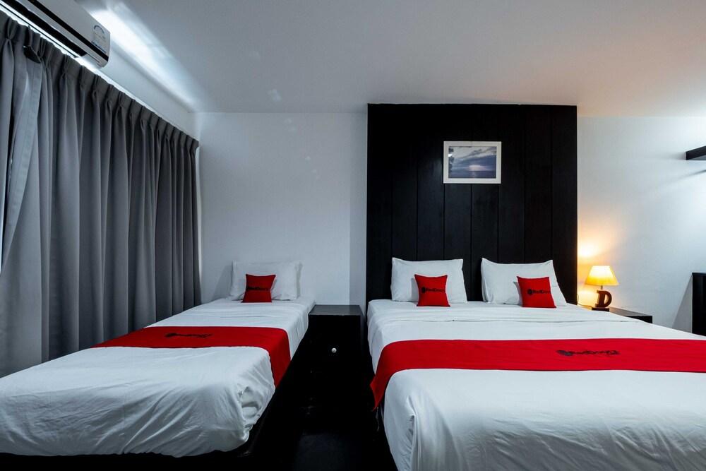 RedDoorz I-Talay Resort