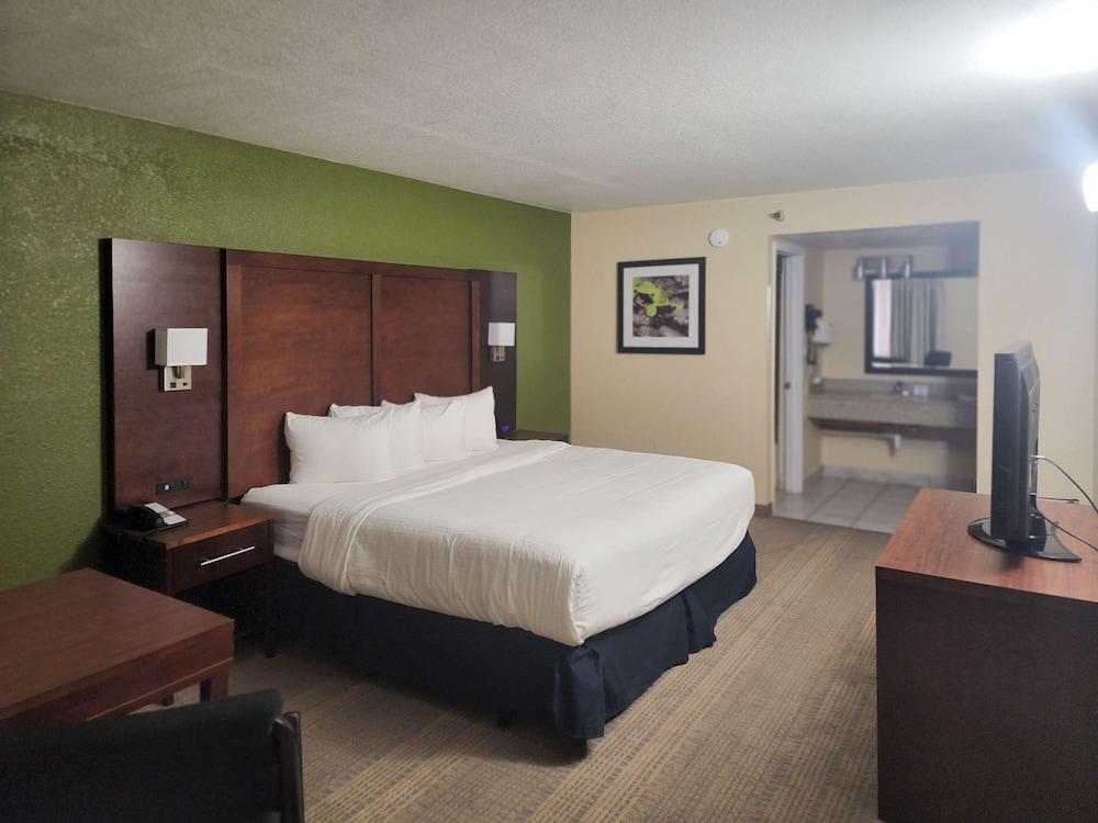Studio 6 Suites - Willcox, AZ
