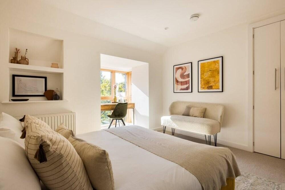 The London Loft - Glamorous 2bdr Flat With Parking