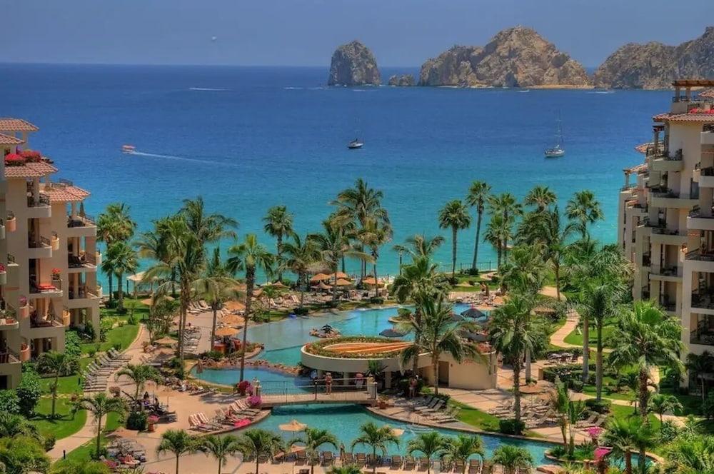 CONDO ESTANCIA BY TRVL2HM