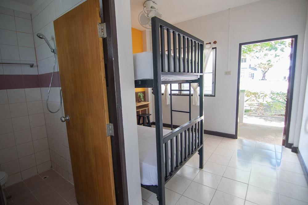 Hydronauts Diving Resort