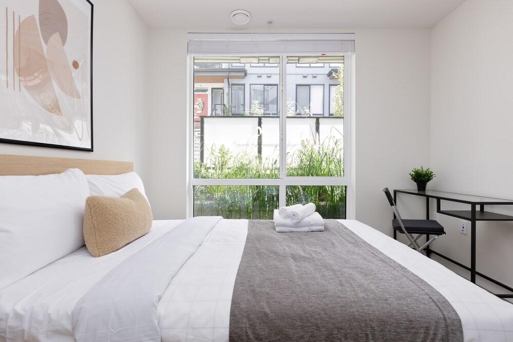 Lea Ave Coquitlam 116