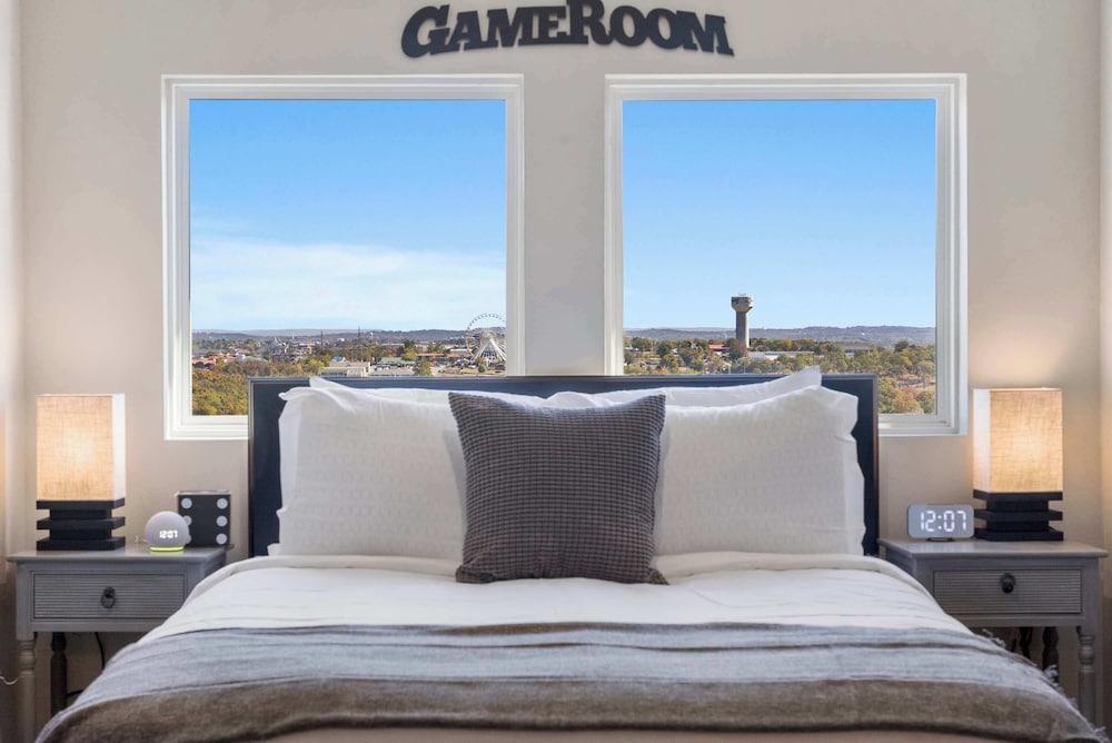 A Little Slice of Branson - Ozarks Views