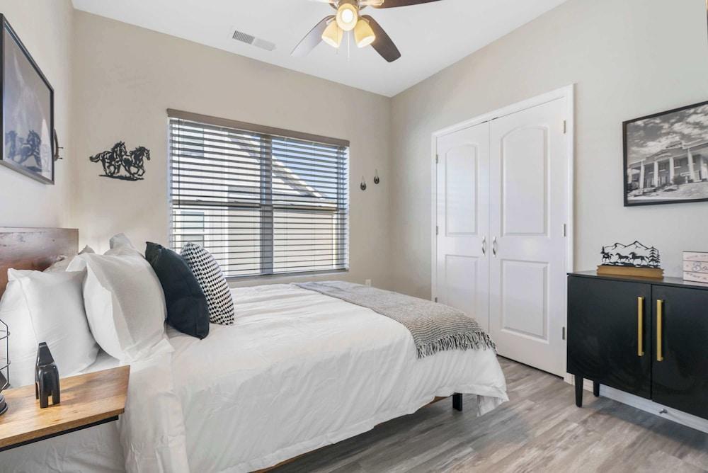 A Little Slice of Branson - Ozarks Views