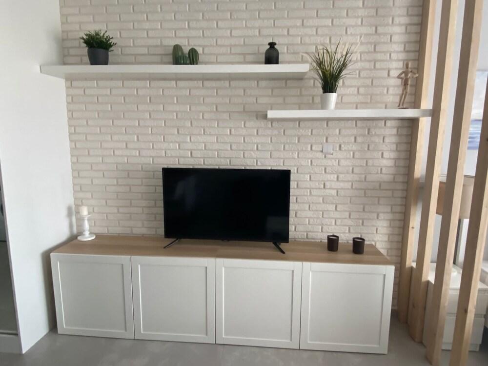 Sophia Pool Apartments