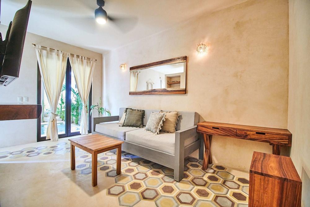 Ikal Gh 02 By Lockey