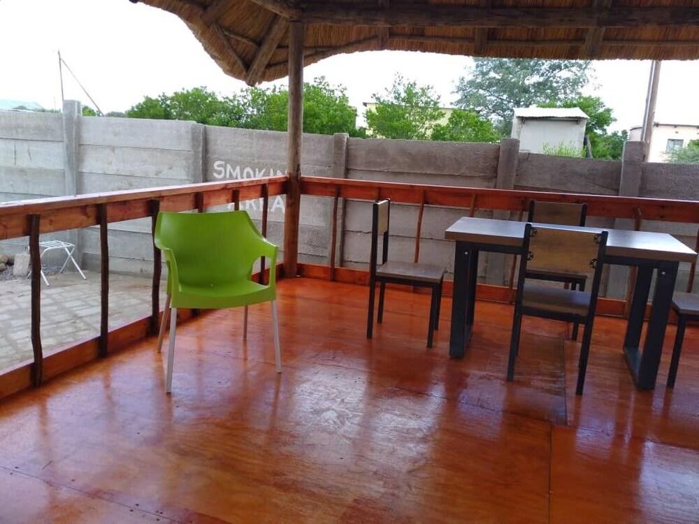 Bonjour Inn Guest House