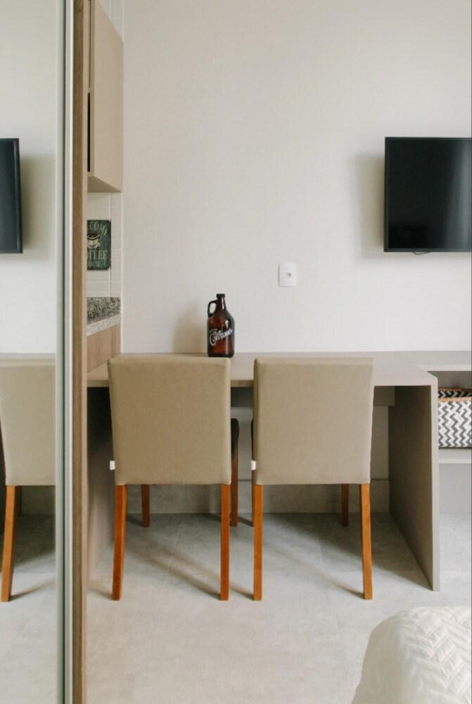 Jp311 - Jacques Pilon Residence