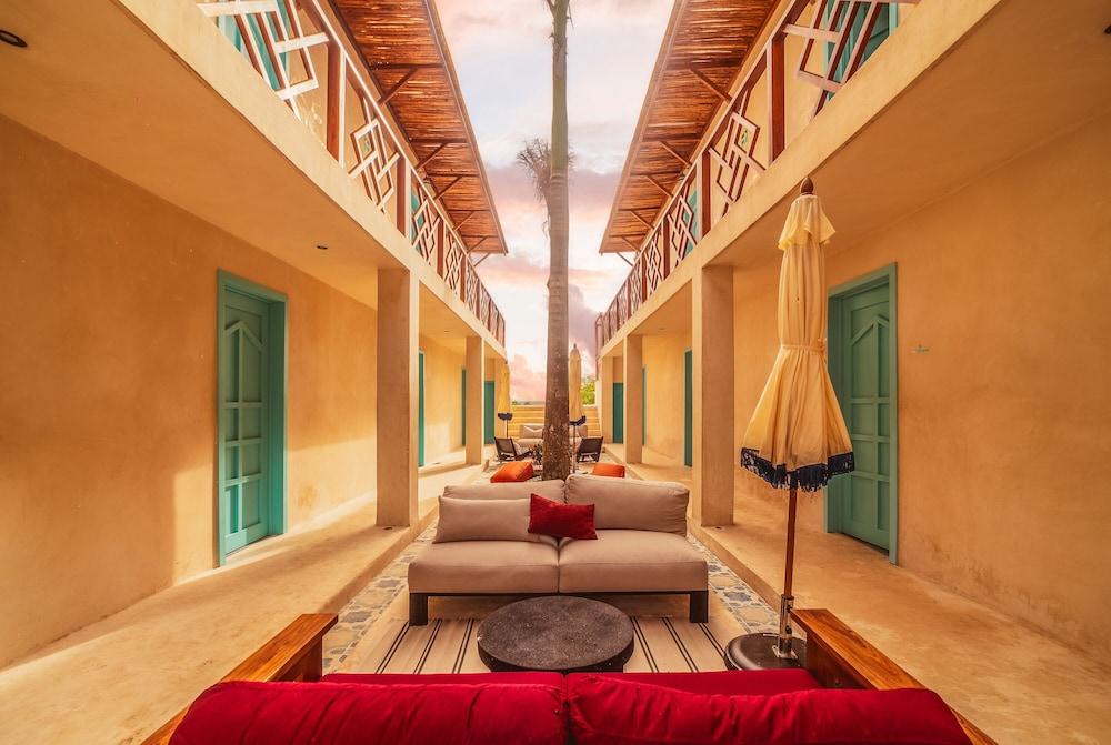 BACALARI HOTEL BOUTIQUE