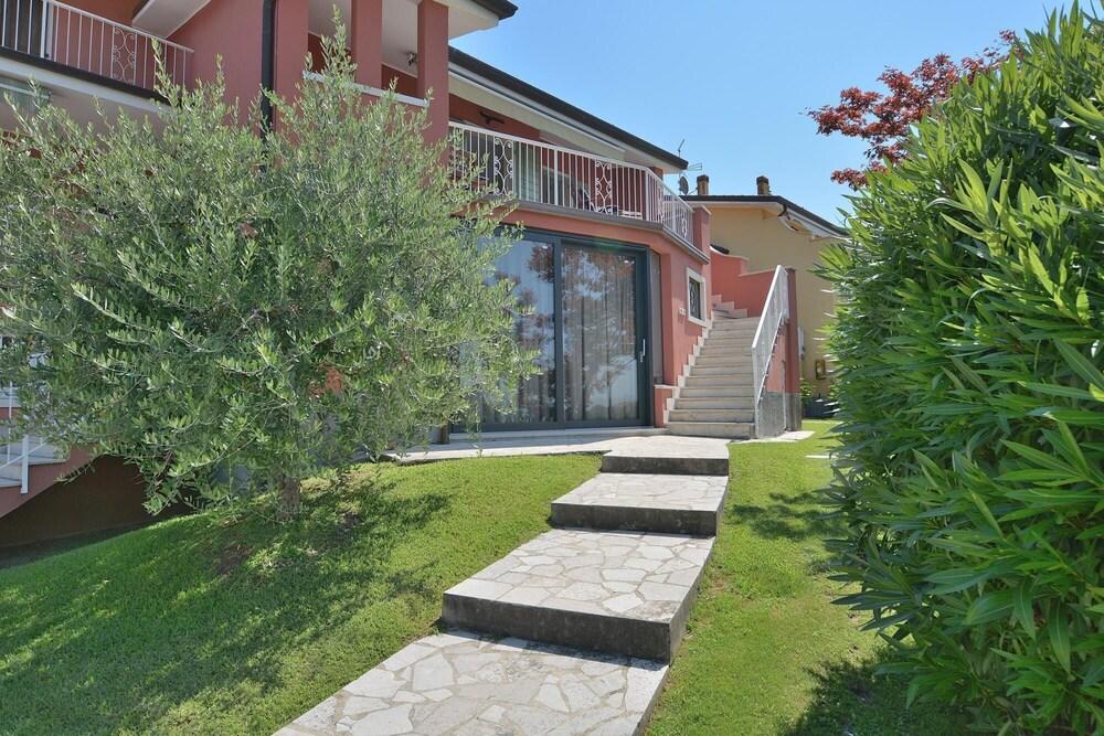 Apartment Joan Mir With Pool