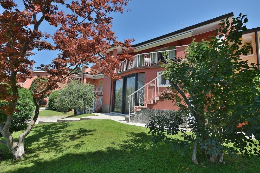 Apartment Joan Mir With Pool