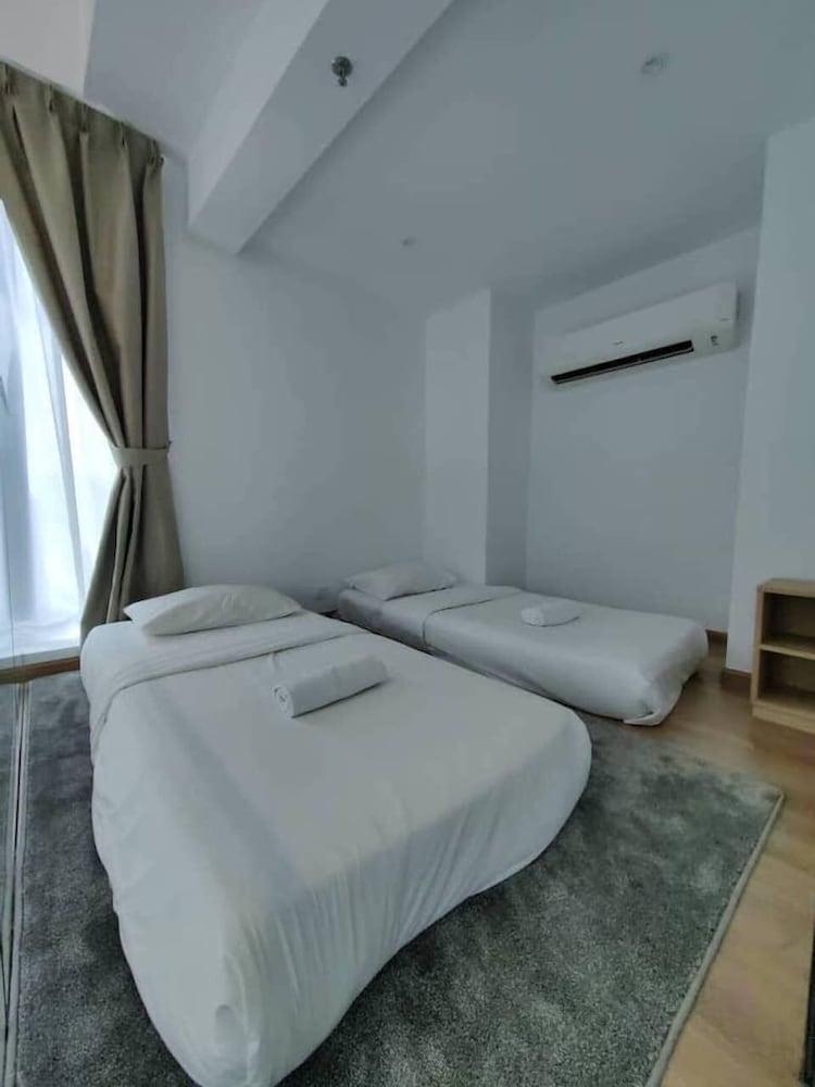 COLONY BY INFINITUM KLCC