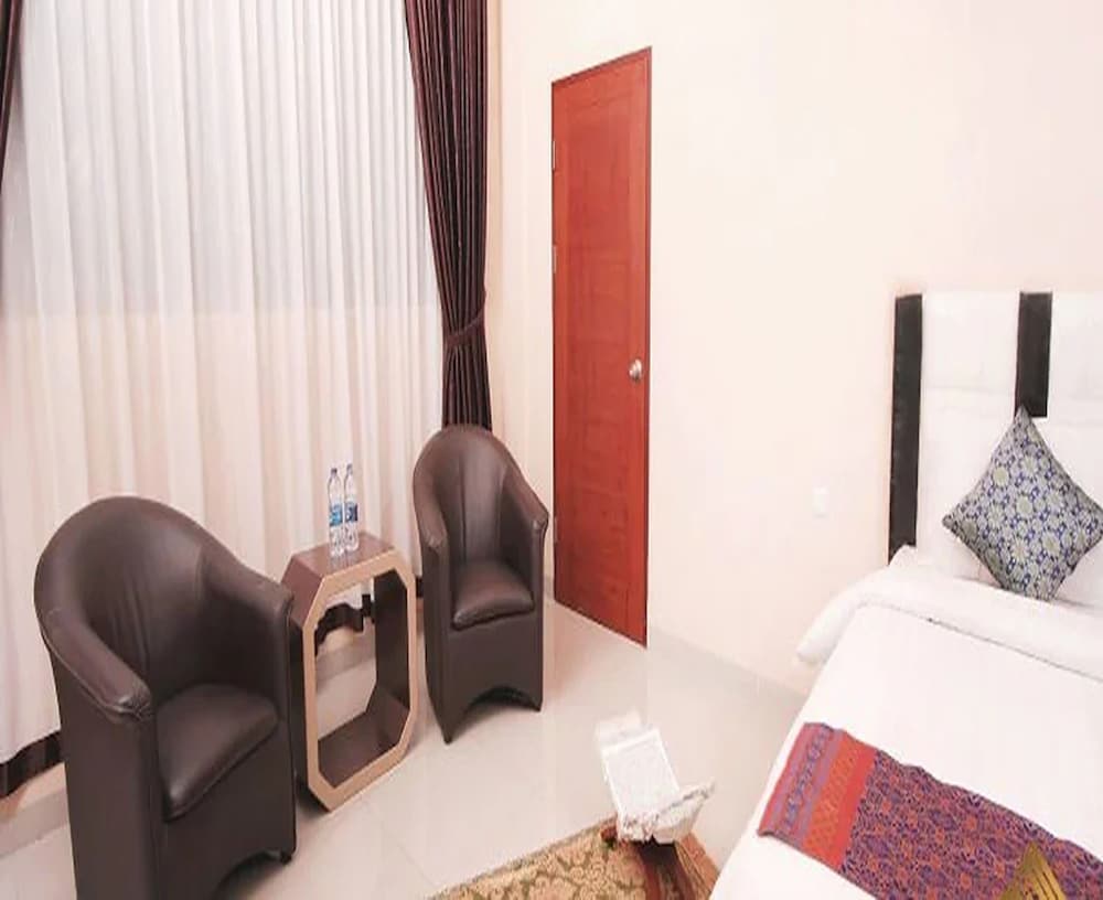 Raz Hotel & Convention