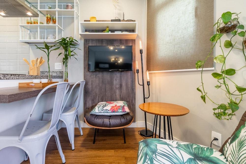 Complete Studio on Avanhandava Street