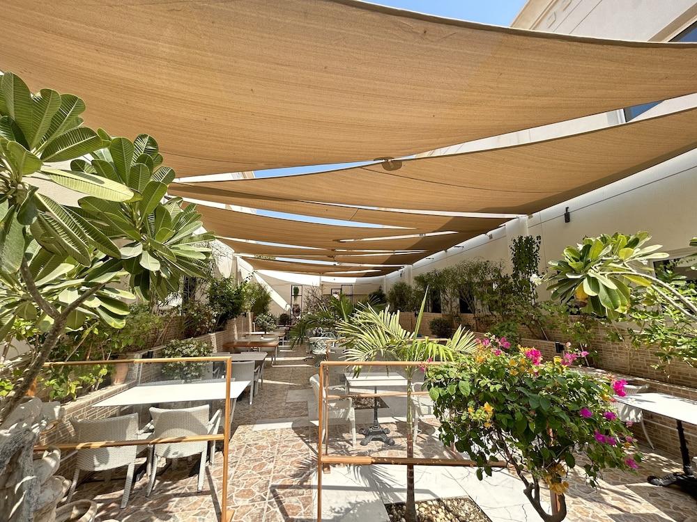 Royal Prestige Hotel - La Mer