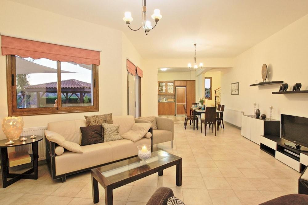 Villa Skouli in Skoulli