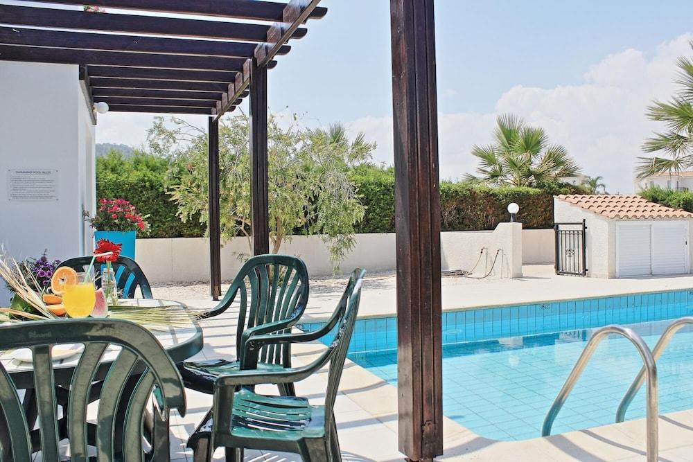 Villa Anemone in Argaka