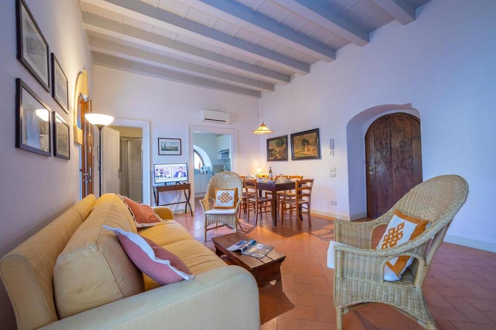 Villa Faccioli Limone With Shared Pool