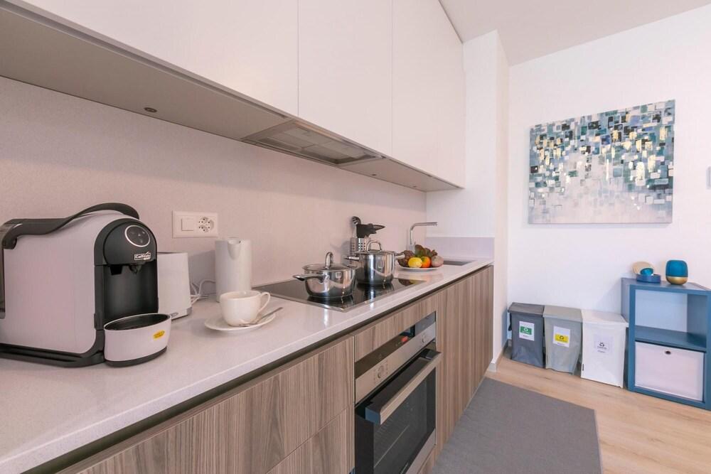 Wonderful Home Merlina