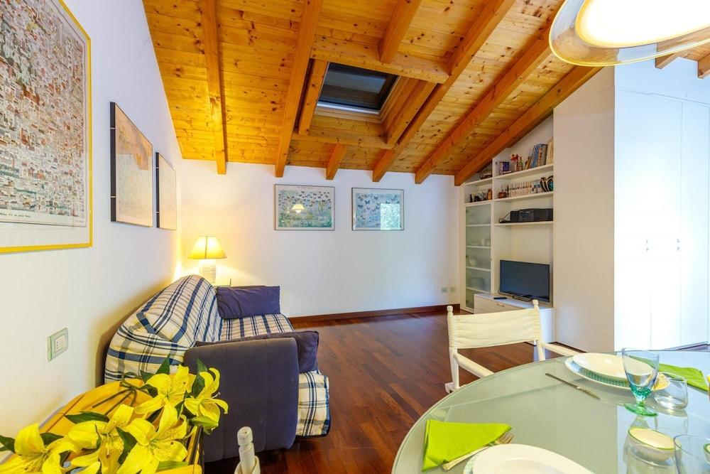 Il Balcone Delle Camelie Suite