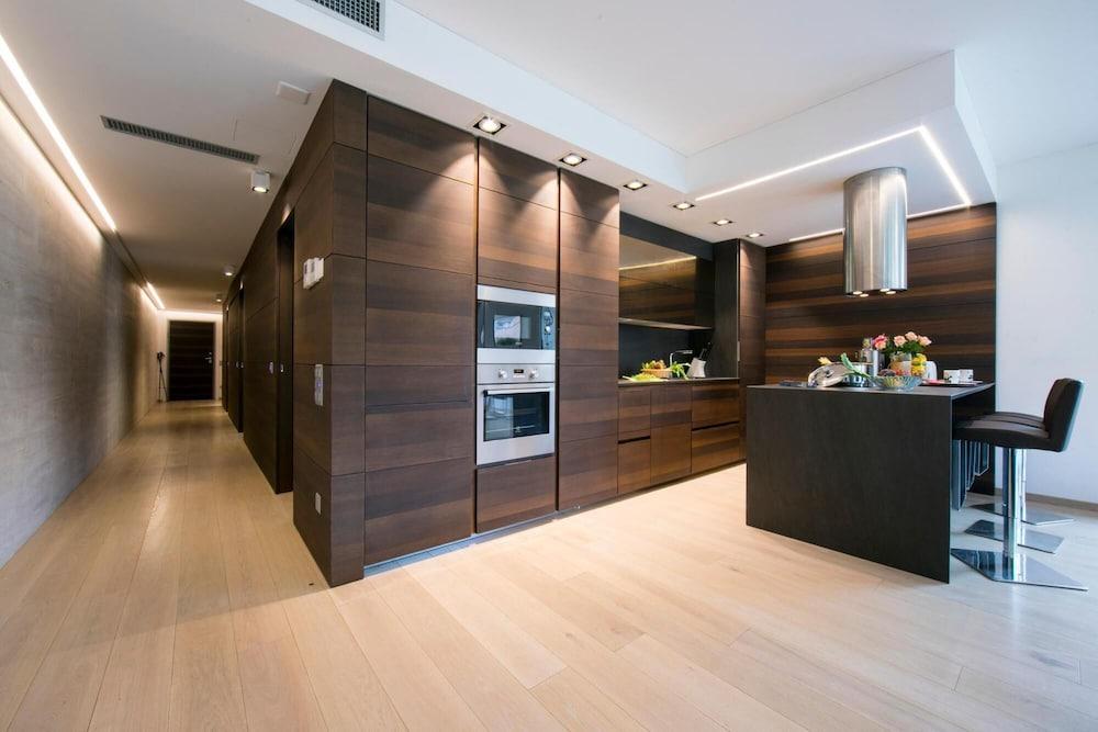 Rebecca Garden in Lugano