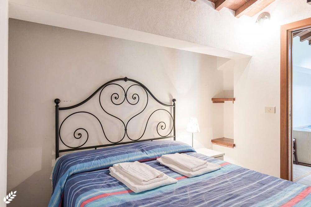 Hawthorn apt With Shared Pool Family fun