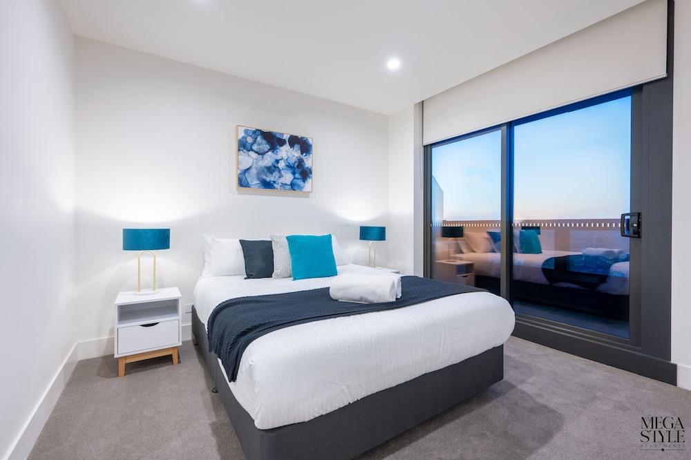 Mega Style Apartments Vision